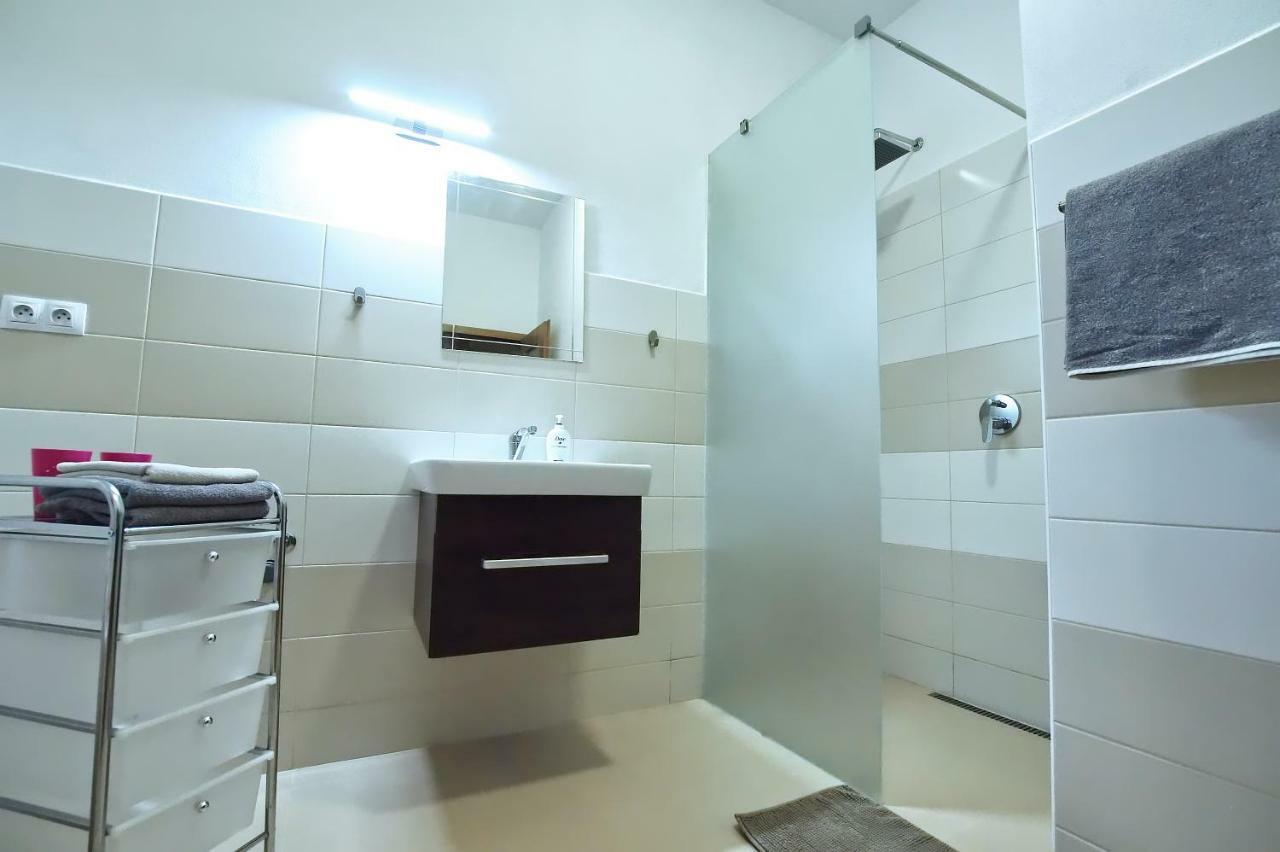 "U Capa" Krasny Apartman V Sedleci Sedlec  Exterior foto