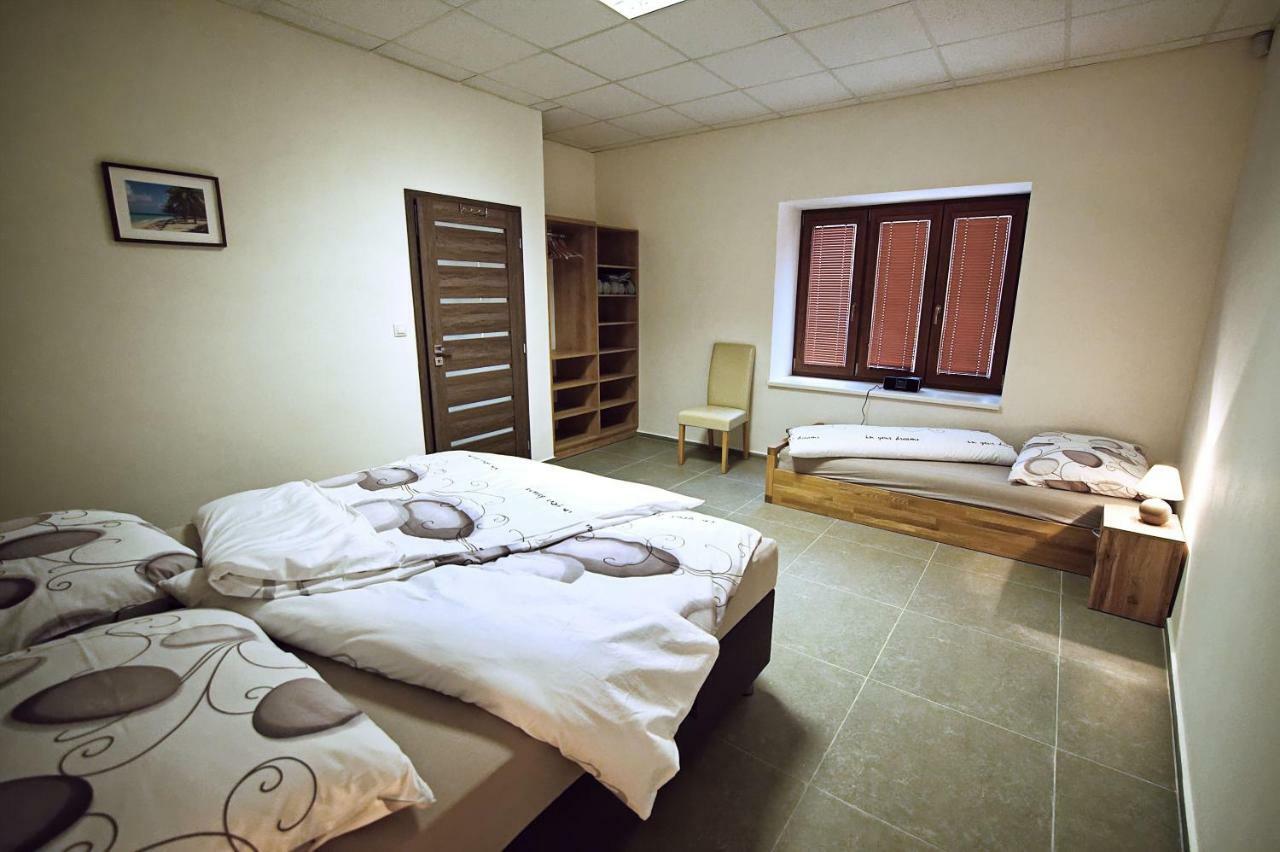 "U Capa" Krasny Apartman V Sedleci Sedlec  Exterior foto